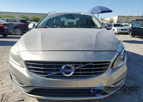 2014 Volvo S60 T5 из США, поврежденный, VIN YV1612FS0E2298065